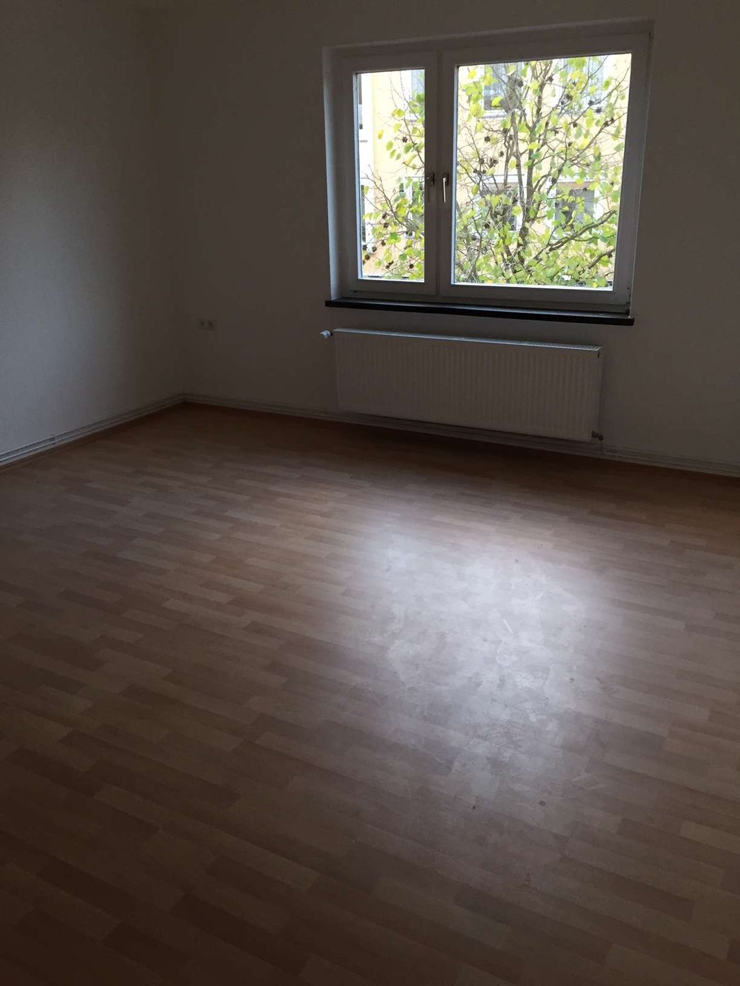 18 N I. OG re Wohnzimmer